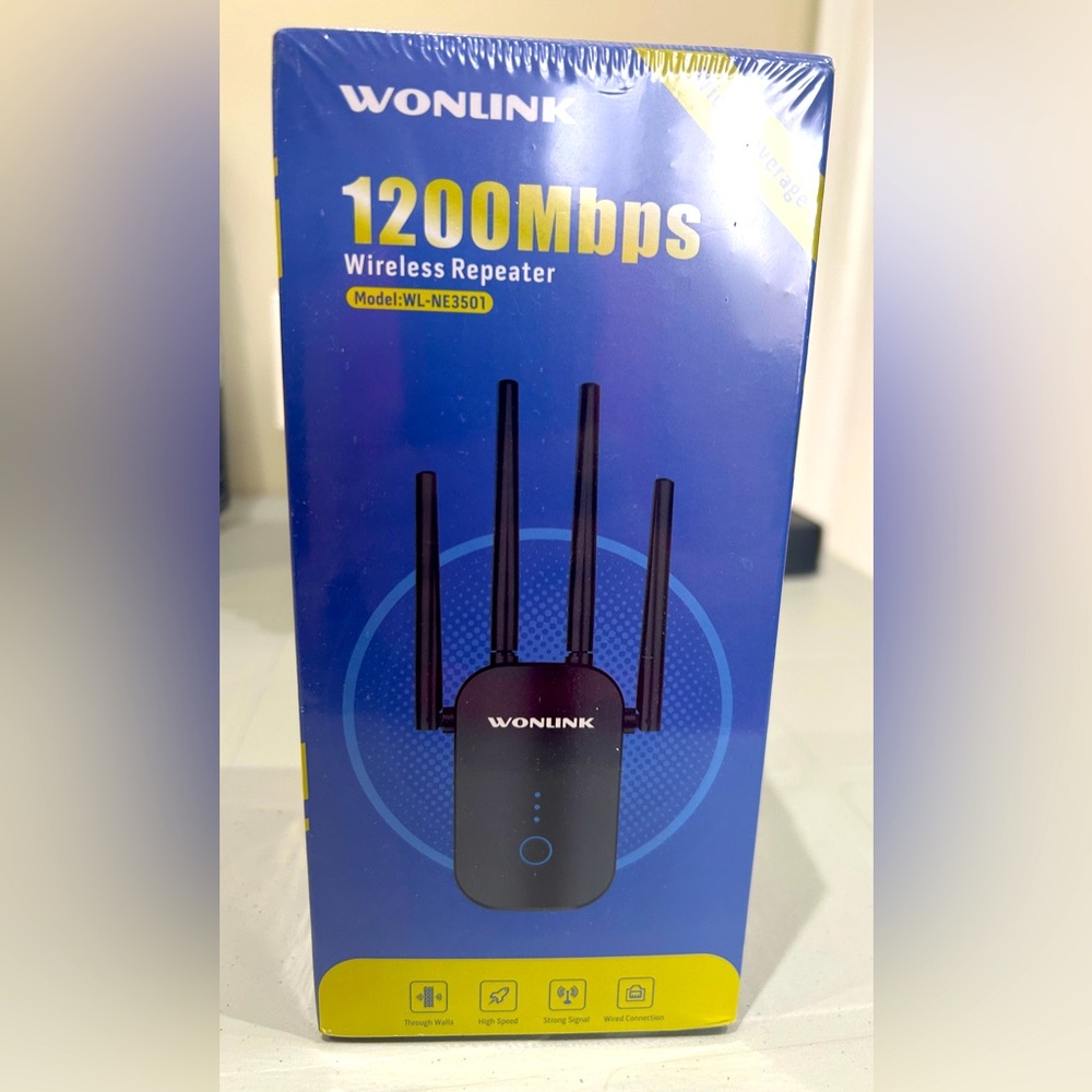 BNIB Wonlink Wi-Fi Extender for Home
